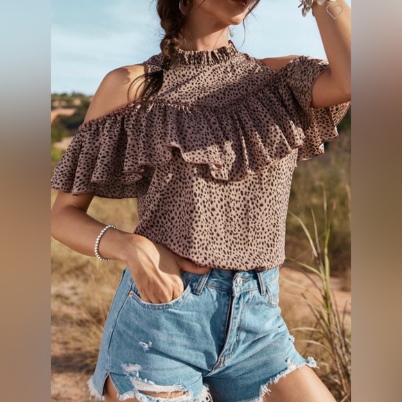 Off the shoulder top - Picture 3 of 3